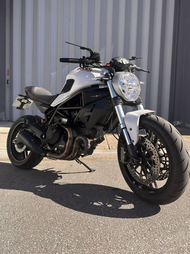 Ducati Monster 797
