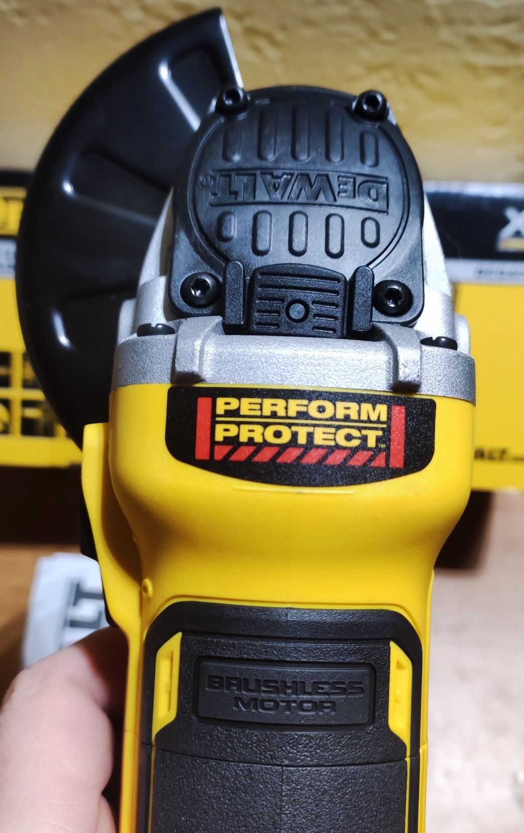 Dewalt dcg405 brushless