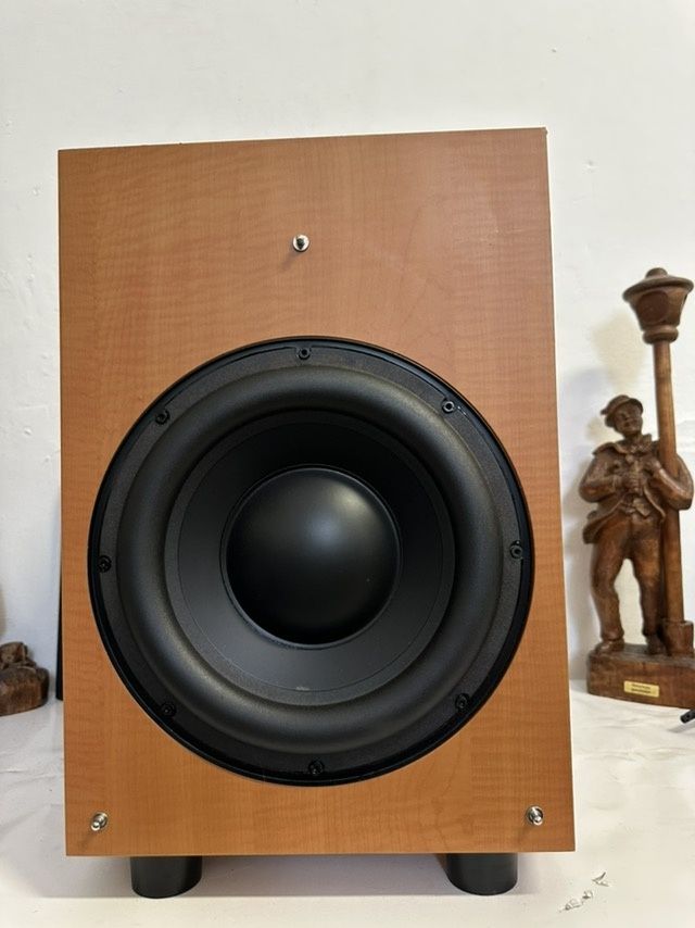 16 kg,! Subwoofer aktywny Concept R, 200 watt