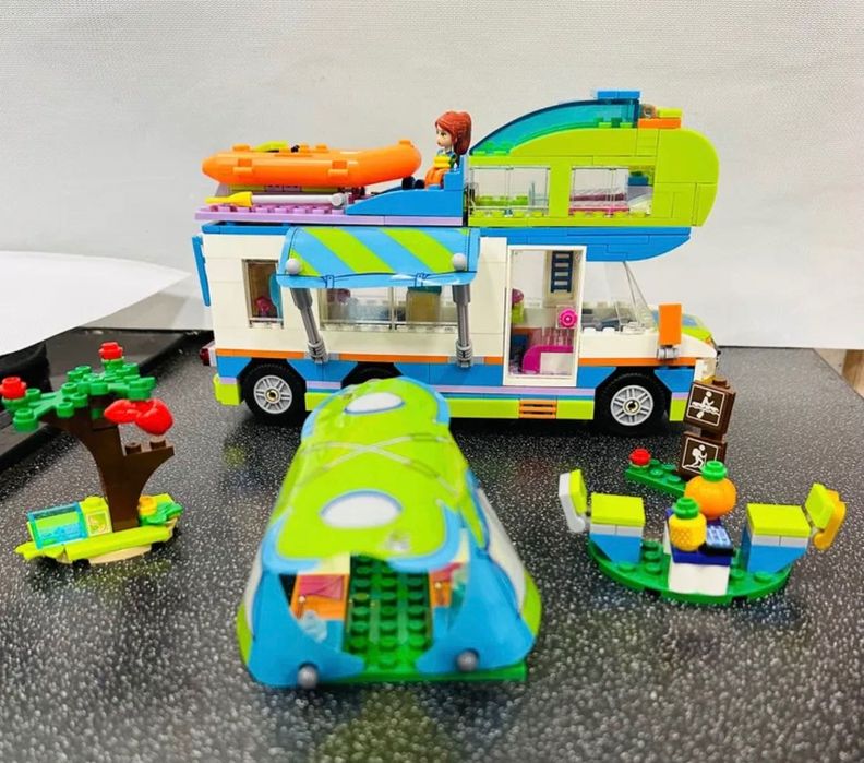 Конструкторы:FRIEND-Дом на колёсахМии.LEGО-Цветы лотоса.Розы. МАЙСТЕР.