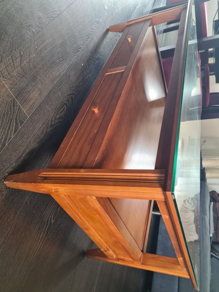 Stolik kawowy z 4 szufladami vintage do odświeżenia