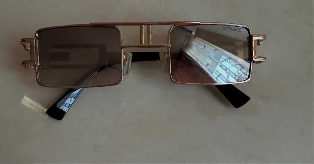 Новые очки, зеркальная линза, лого versace