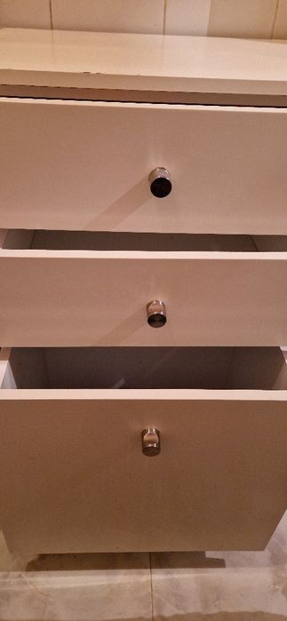 Móvel casa de banho,  com 2 gavetas e tulha roupa suja