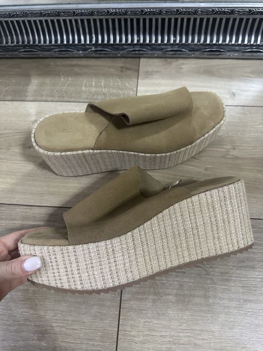 OYSHO шльопанці на платформі 39 розмір