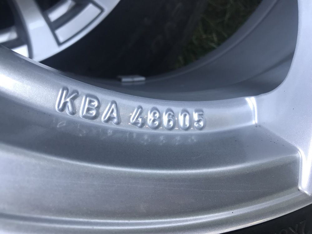 литые диски r17 5\108 Volvo Ford Renault Peugeot Citroen с резиной