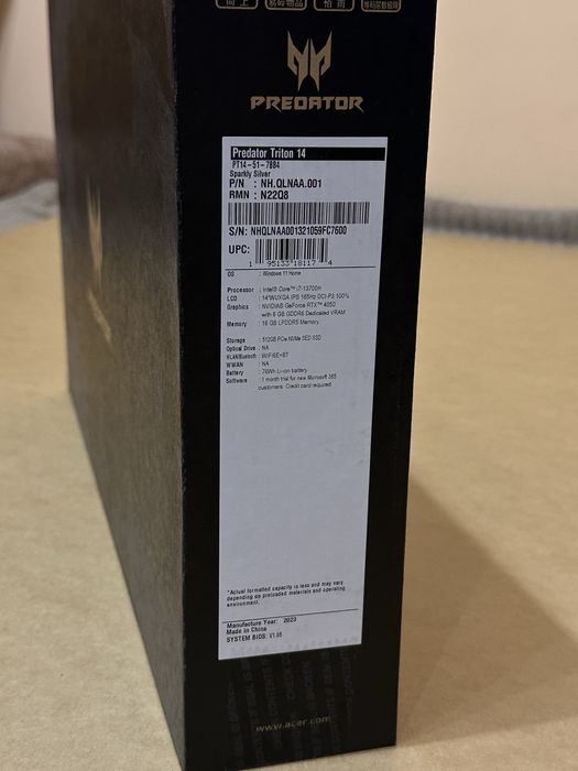 Ігровий ноутбук Acer Predator Triton 14 [PT14-51-78B4]