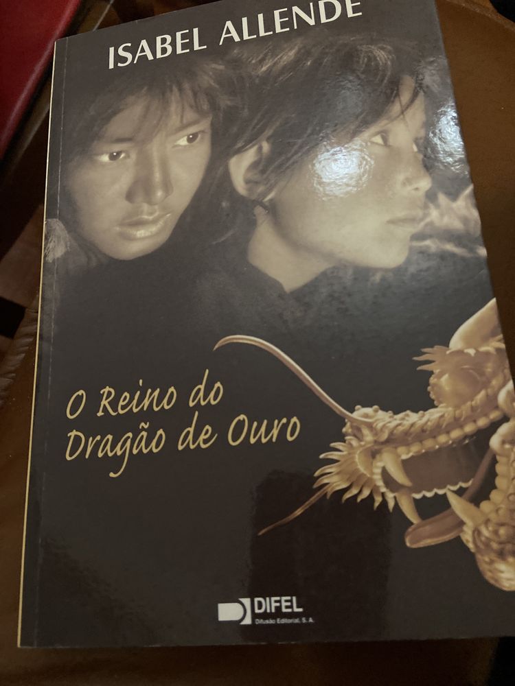Livro “O Reino do Dragão de Ouro” de Isabel Allende