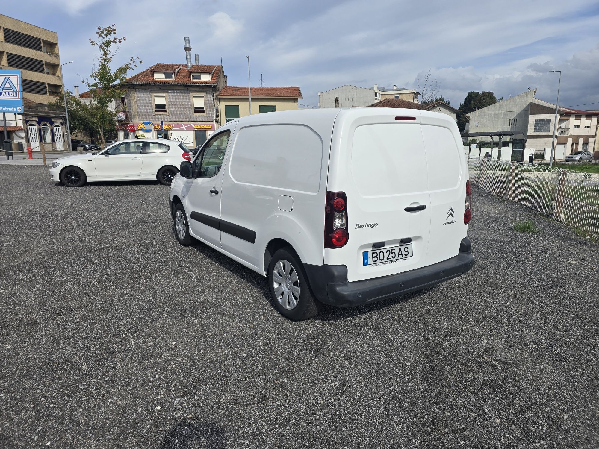 Citroen Berlingo 1.6 Blue GDI Feel