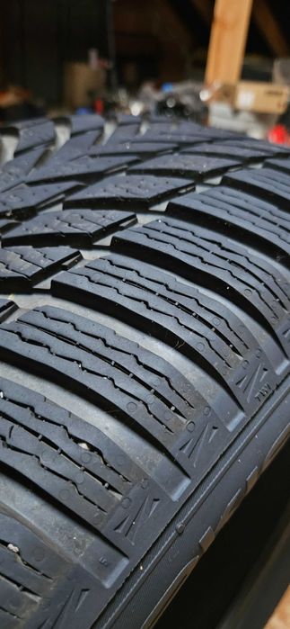 Opony zimowe Nokian Tyres 2 sztuki