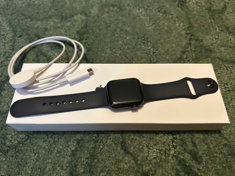 Смарт-годинник Apple Watch SE 2 GPS 40mm S/M