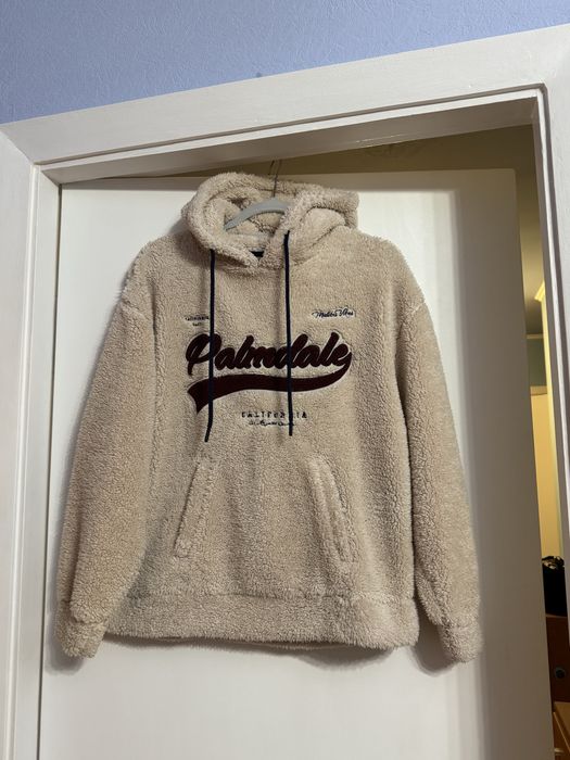 Мʼяке худі та бомбер