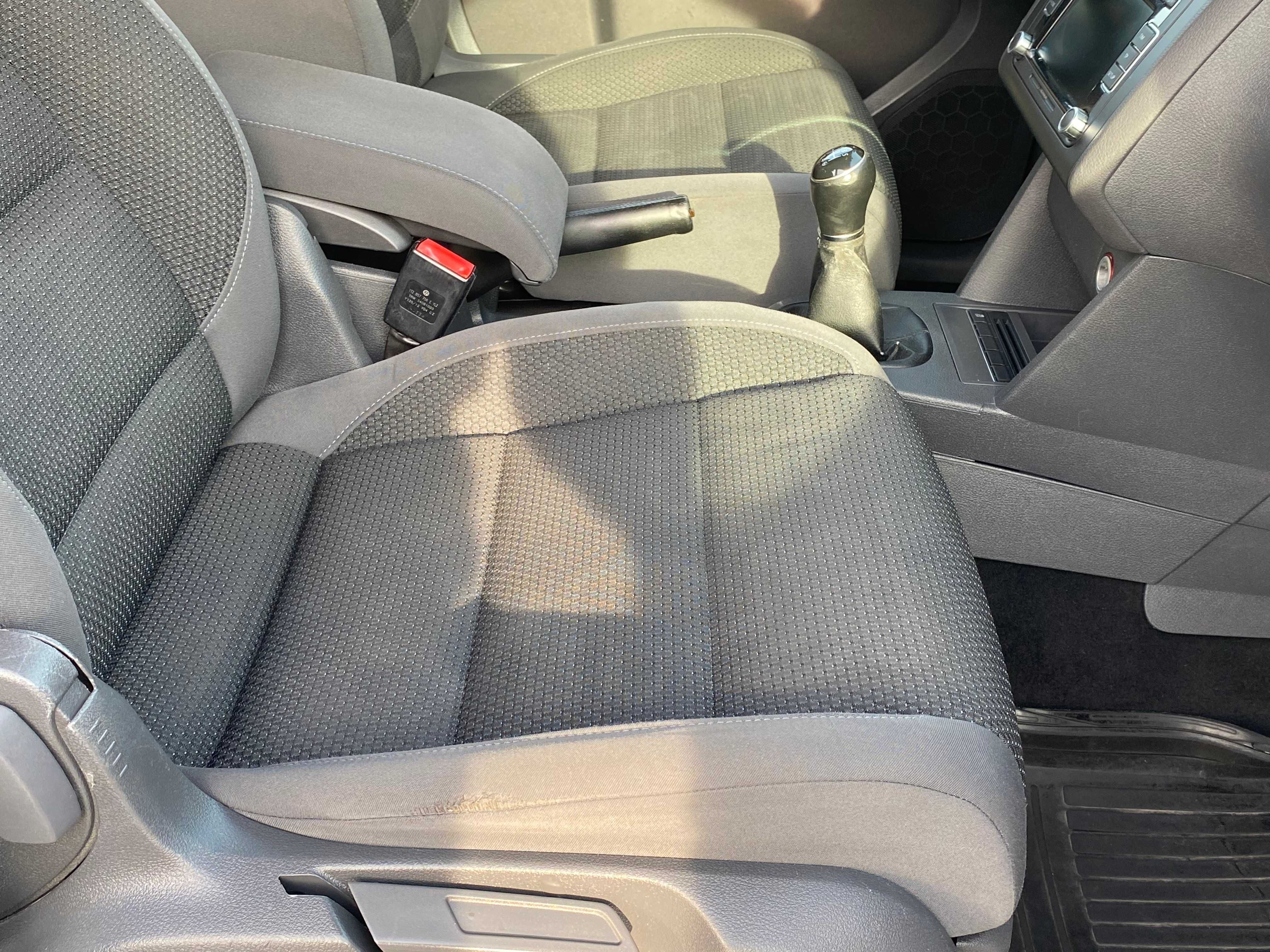 Volkswagen Touran 2013