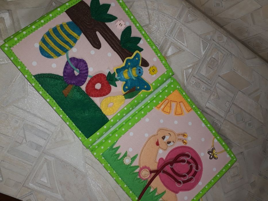 Продам развивающюю книгу