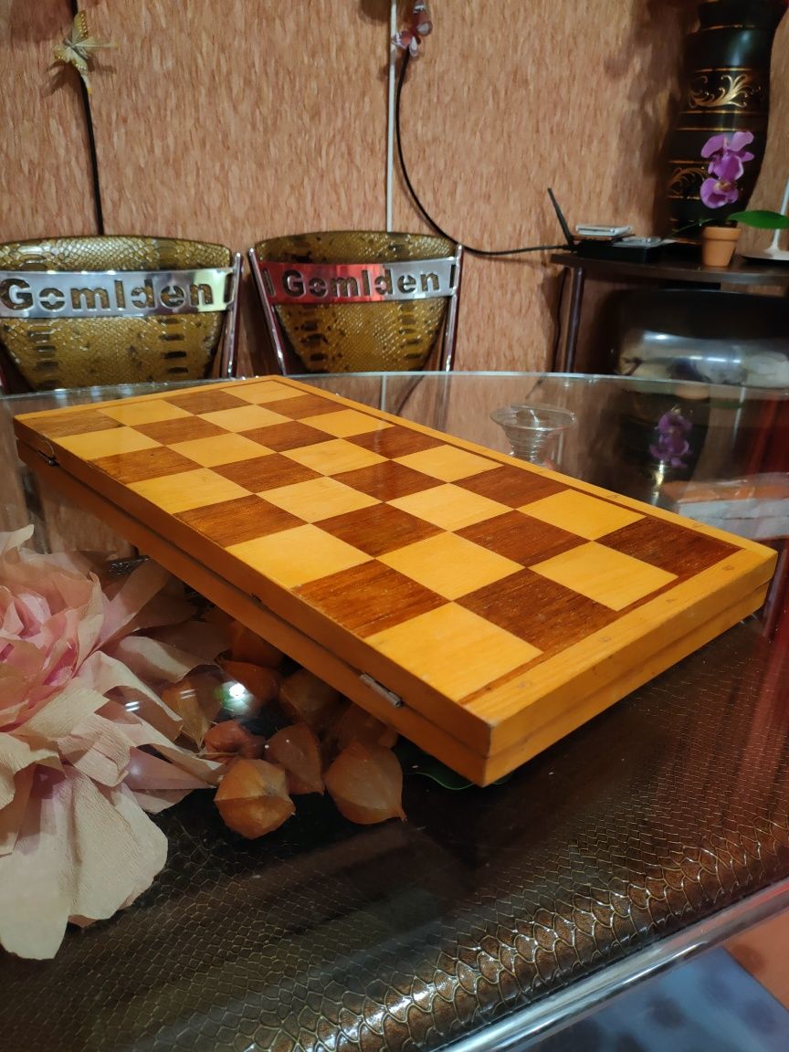 Игровой комплект нарды шашки 50х50 см.