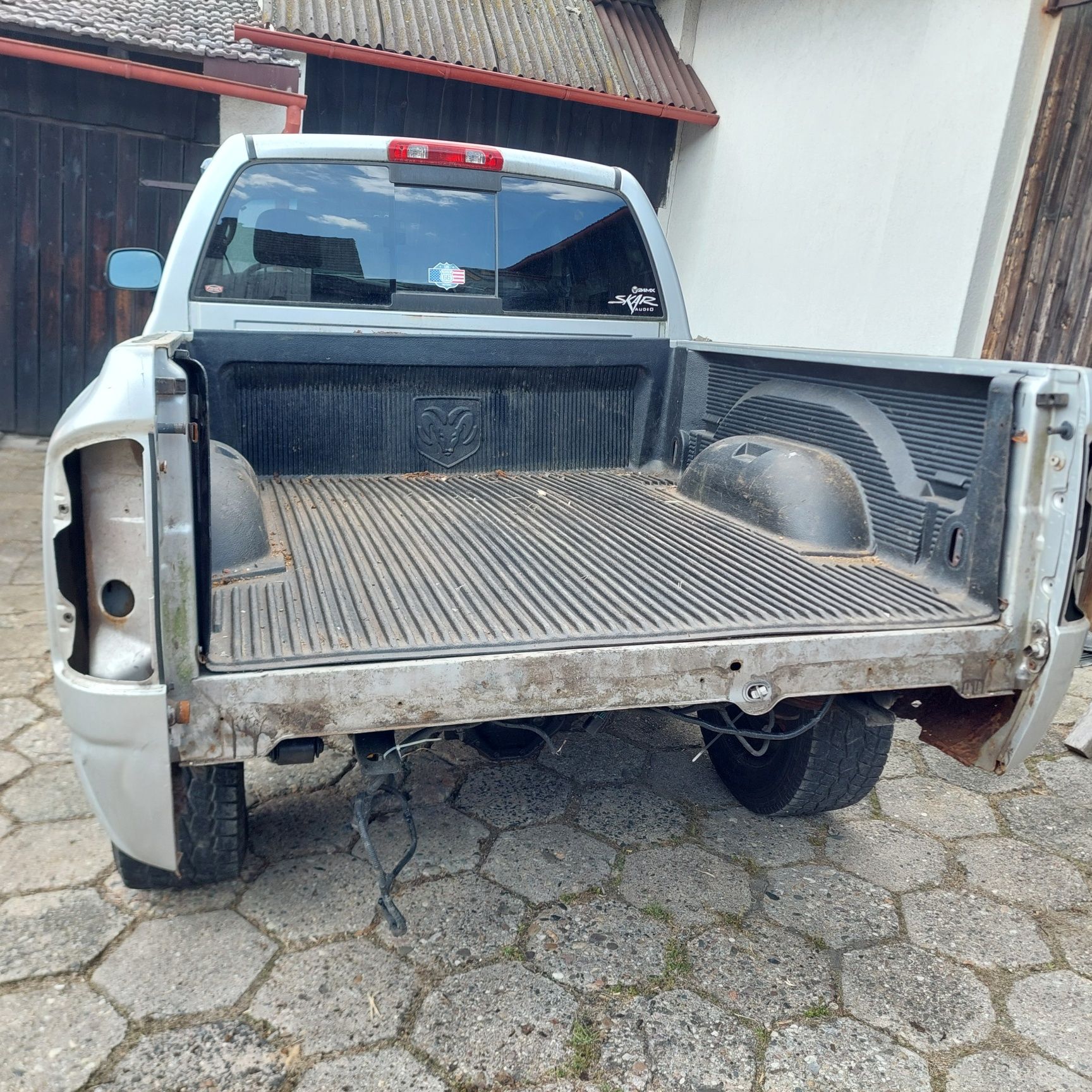 Dodge Viper Ram SRT10 4.7 5.7 3gen. Maska i inne