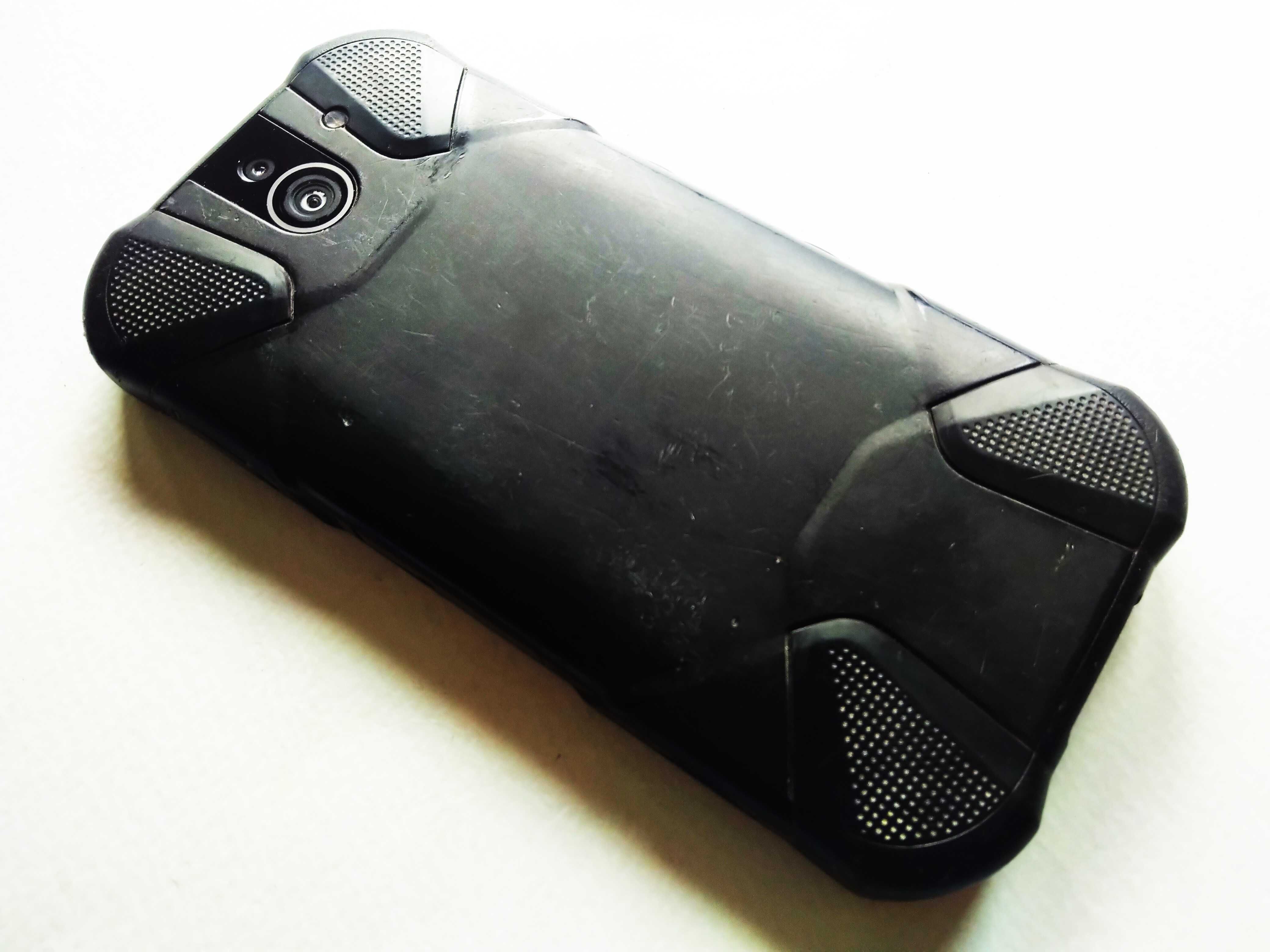 Kyocera Duraforce Pro 2 (4/64gb) броньований, протиударний, IP-68!