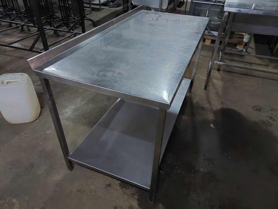 Продам Б/У Столы, мойки, полки, из нержавейки .