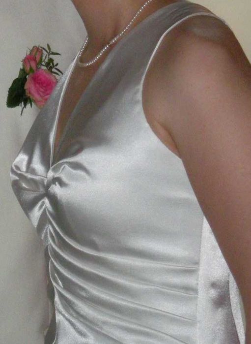 suknia ślubna z trenem rozmiar S szyta na miarę