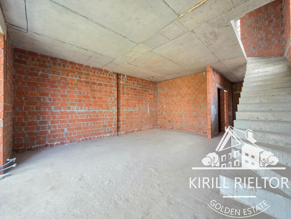 В коттеджном городке «Золотые Ключи» продается современный дуплекс