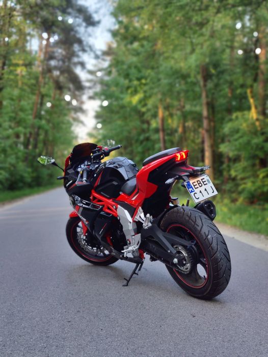 Barton Blade R 125