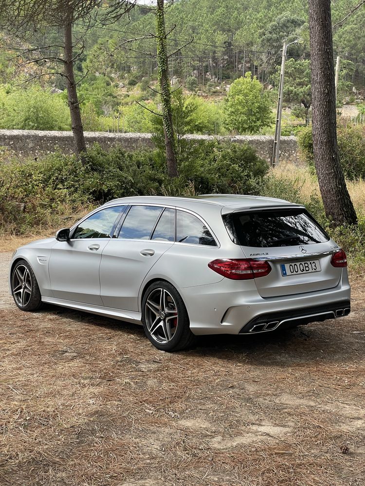 Mercedes-benz c63s amg