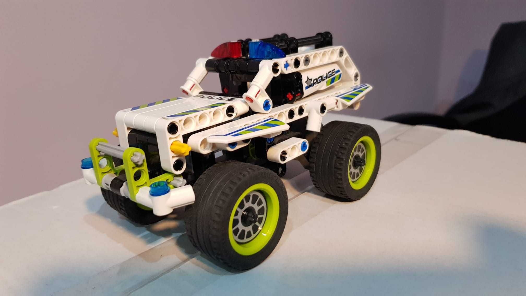 Zestaw Lego Technic 42047 Radiowóz Pościgowy
