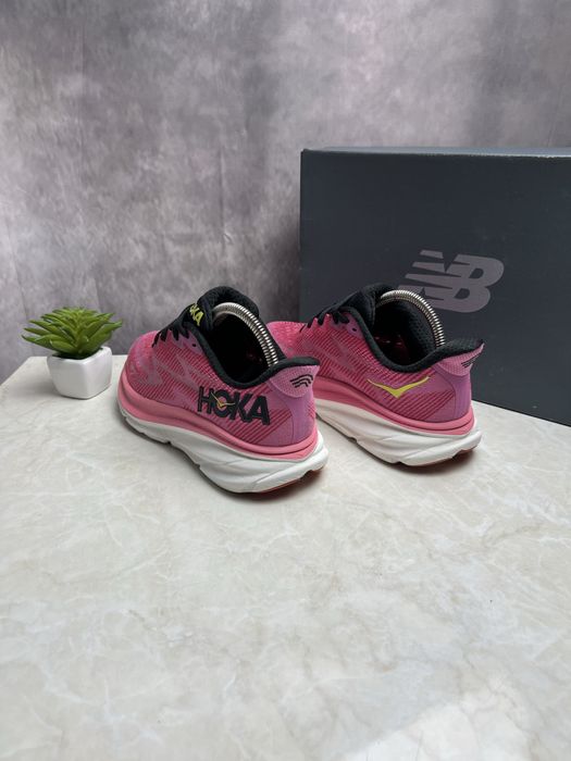 Кроссовки Hoka Clifton 9 Розмір 39 Original Взуття