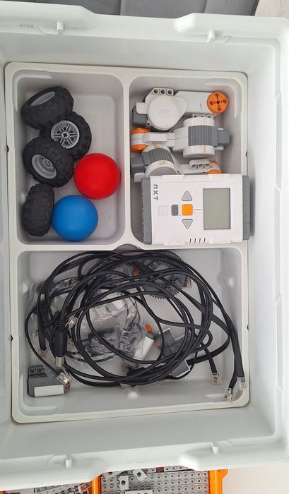 Lego Mindstorms NXT 2.0 - wersja edukacyjna - zestaw rozszerzony
