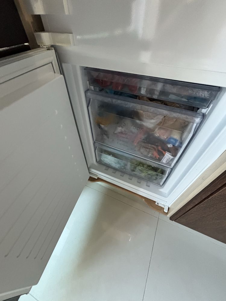 Frigorifico combinado de encastre Balay