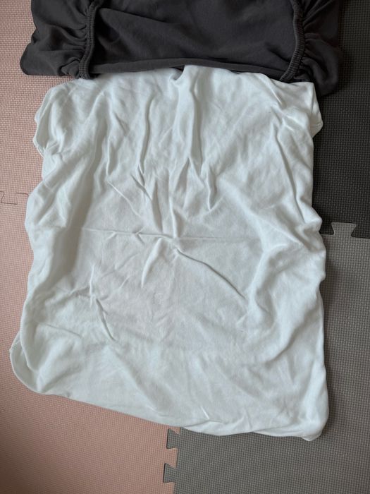 Przewijak dziecięcy marki CEBA baby+ dwa pokrowce na przewijak