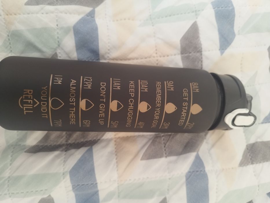 Butelka do wody trekingowa szkoła sport 700 ml czarna nowa