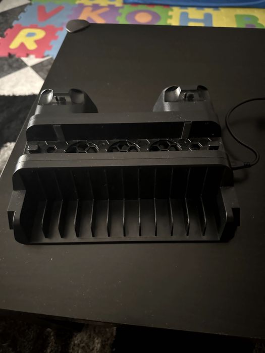 Coller ps4 com suporte para dois comandos e jogos