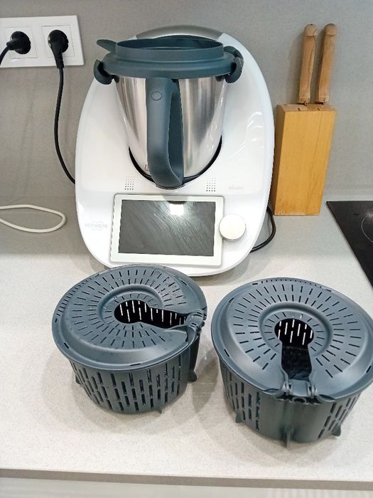 Bimby com 2 copos e varoma,TM6