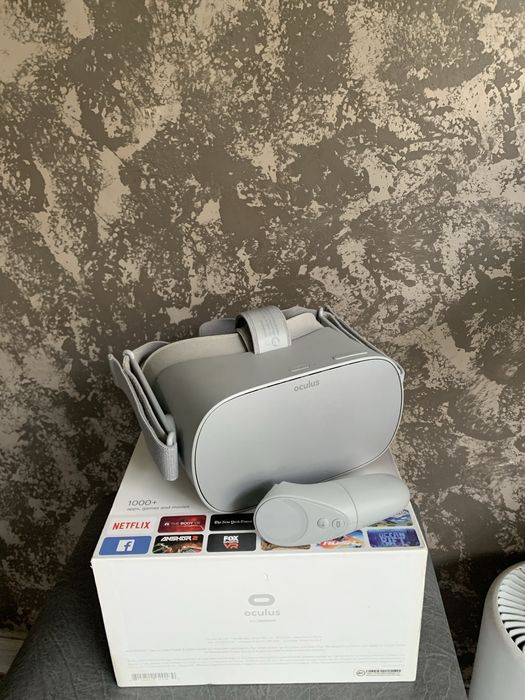 VR шолом Oculus Go 32GB — окуляри віртуальної реальності