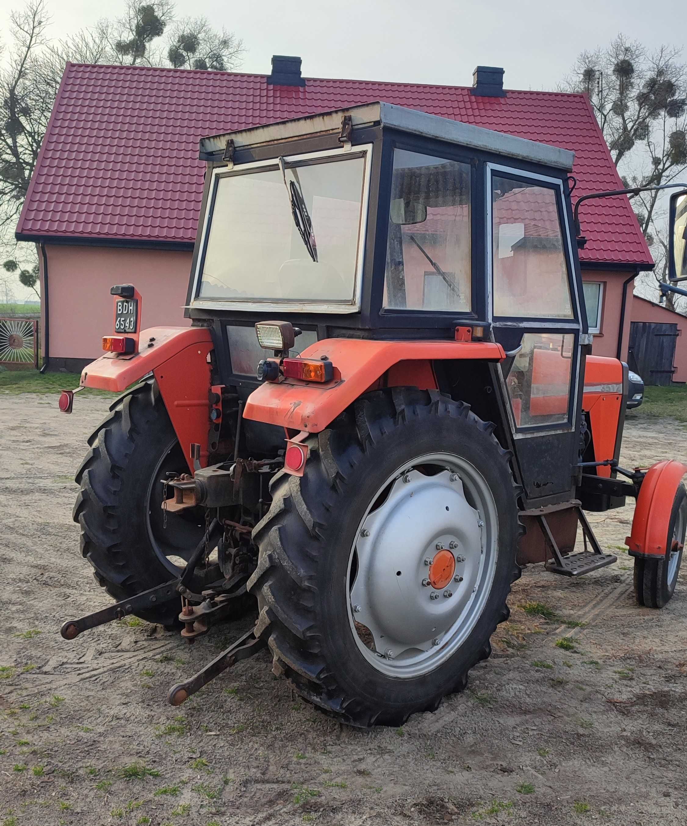 Ciągnik Ursus 3512  (dawny Massey Ferguson)