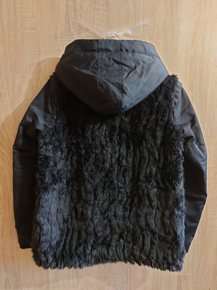 Жіноча курточка Zara XS розмір (осінь-весна)