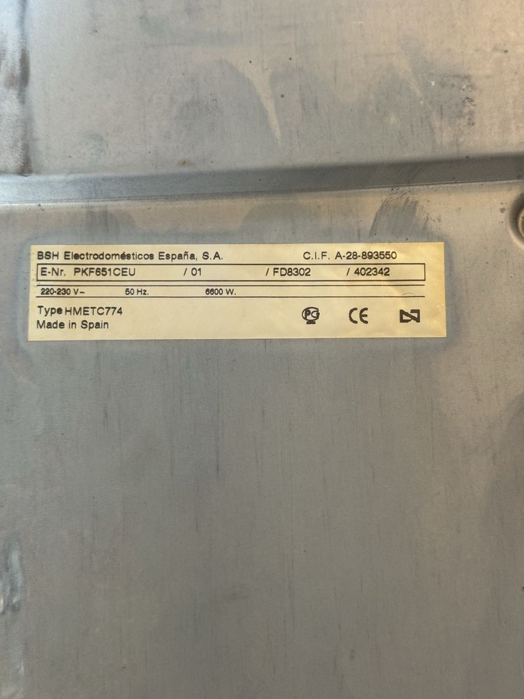Варильна панель BOSCH PKF651CEU