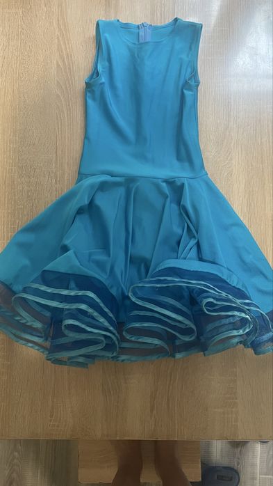 Сукня для виступу та тренувань