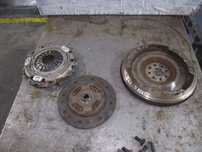 Embraiagem 8972280420 8244234590 OPEL CORSA C 2002 1.7DI SACHS / 205MM Monomassa Completo