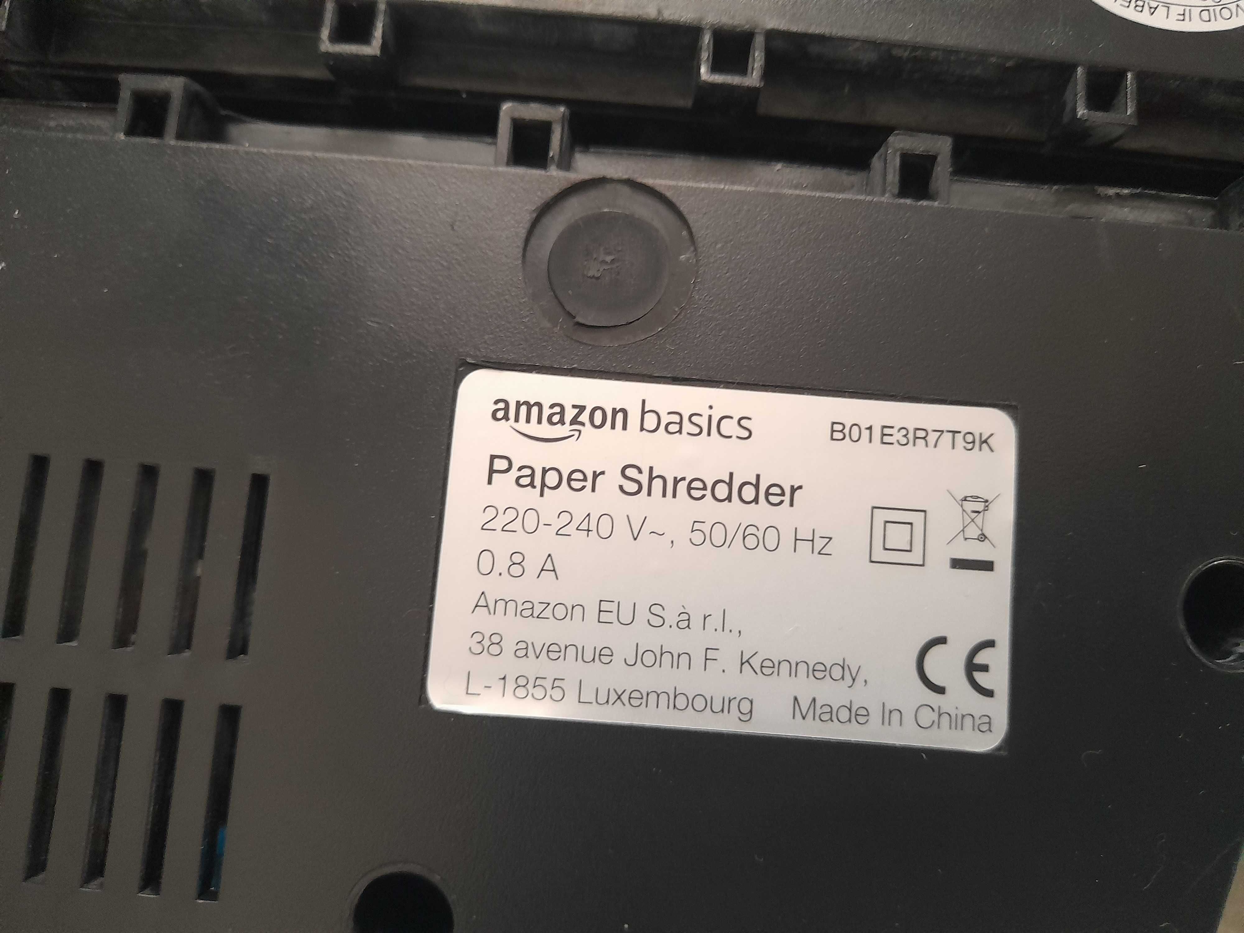 Niszczarka AmazonBasics R7T9K