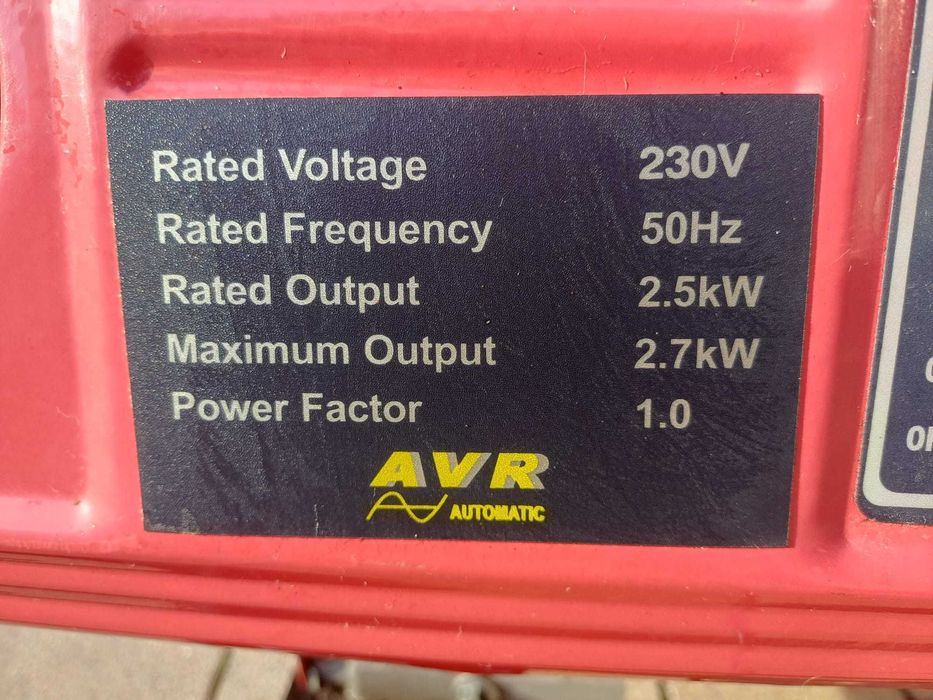 Agregat prądotwórczy AVR 2,5 KW na kółkach
