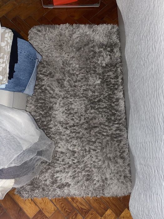 Dois tapetes felpudos 140x80