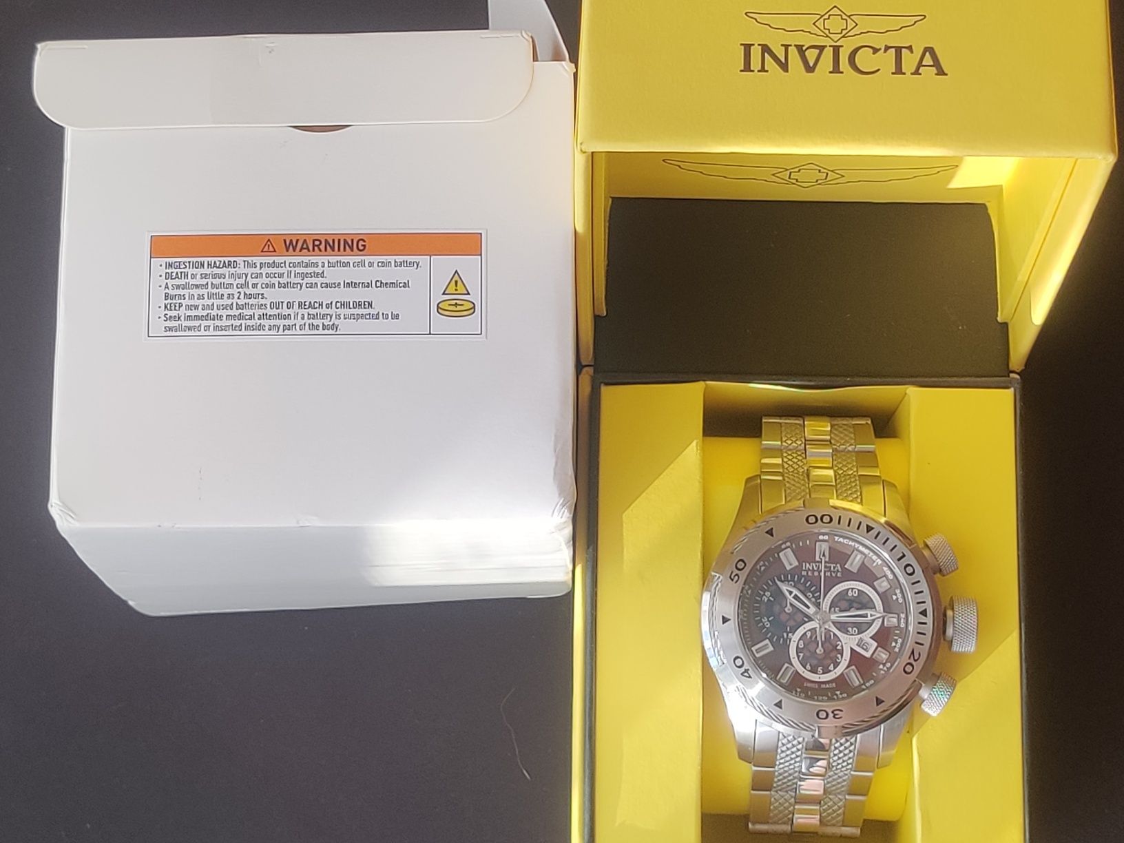 Часы швейцарские INVICTA Reserve Bolt 11599 Swiss Made.