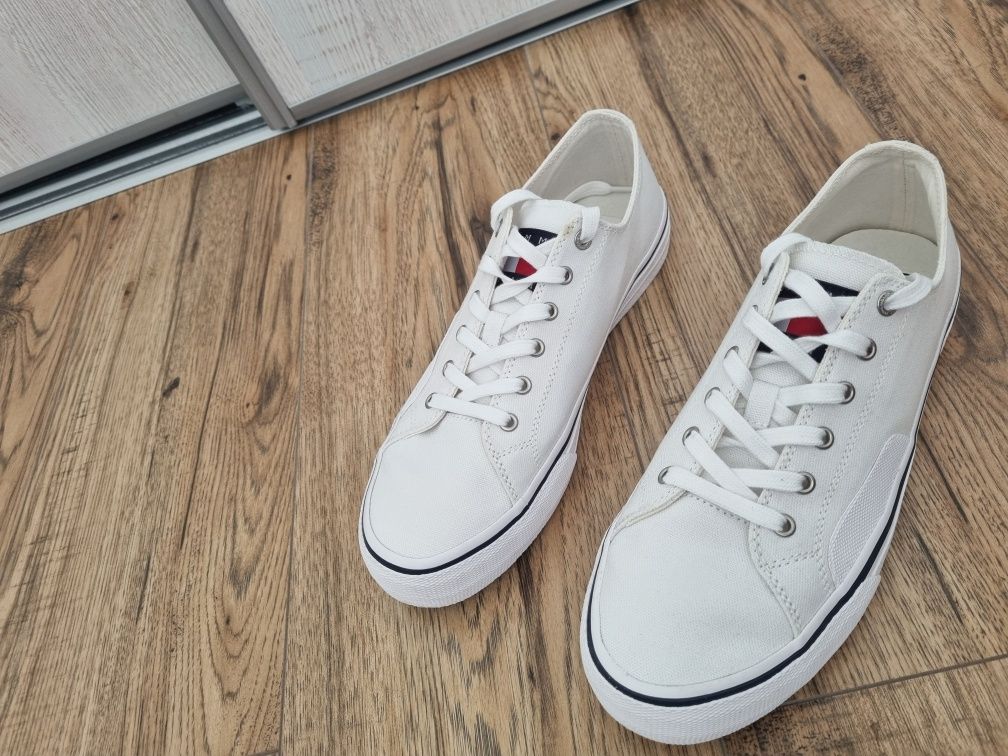 Tommy Hilfiger trampki essential skate canvas r.41 jak 42-43 jak nowe