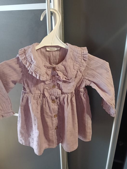 Sprzedam sukienkę niemowlęcą