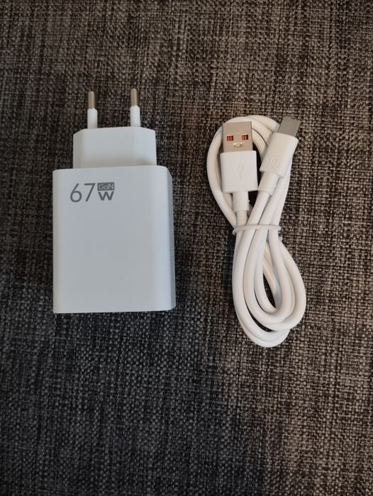 Ładowarka 67W + kabel USB-C