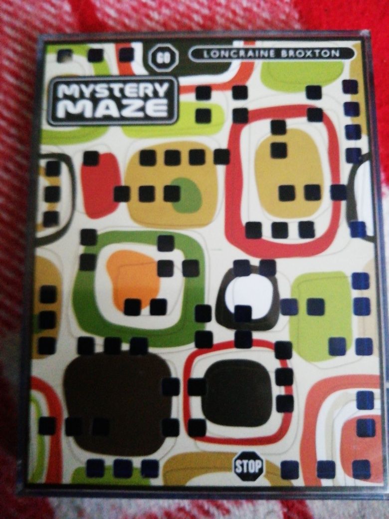 gra labirynt mystery maze.