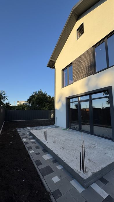 Готовый дом на против парка Дубки. Газ и центральные коммуникации