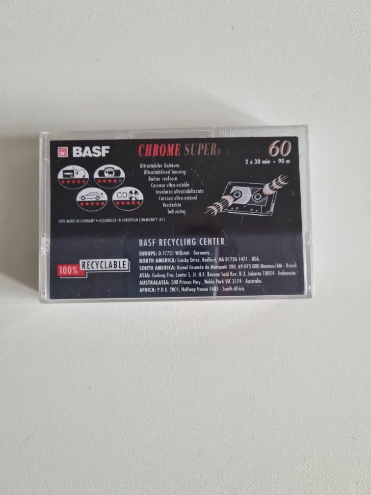 Kaseta magnetofonowa z szpulkami