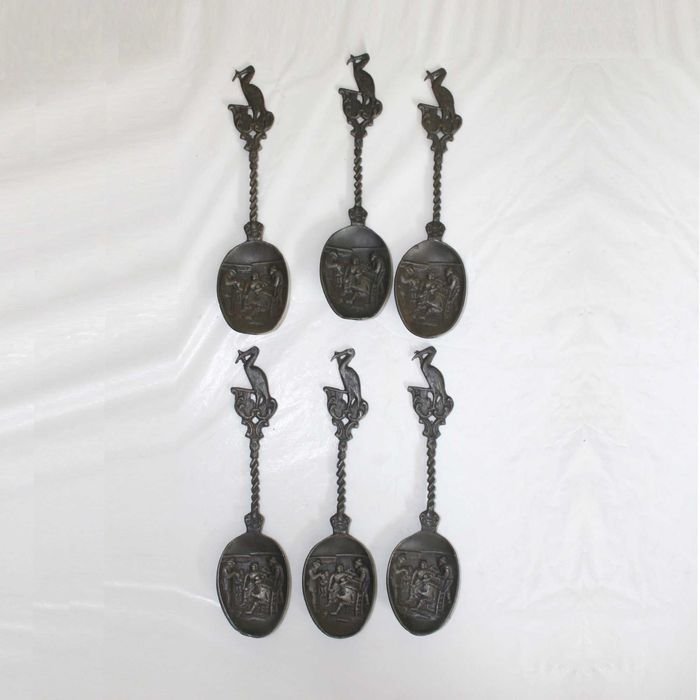 Colheres de Nascimento (6 un) - Estanho